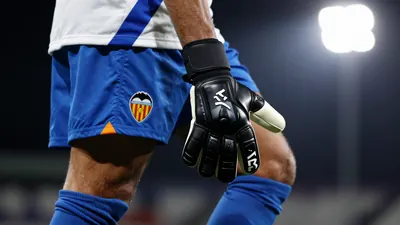 Valencia Club de Fútbol: La posible transferencia de Alexander Saputin a Valencia ha generado sorpresa en el mundo del fútbol