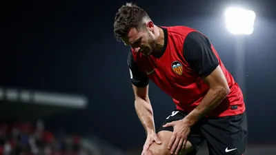 El centrocampista del Valencia Club de Fútbol, Luis Rioja, sufrió una lesión en el amistoso contra el Stoke City