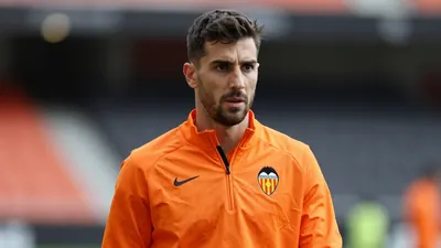 Valencia Club de Fútbol se ve envuelto en una denuncia sobre su licencia mientras intenta volver a la Europa; descubre...