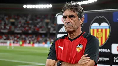 El entrenador del Valencia CF, Carlos Corberán, analizó la derrota 2-3 ante Celta Vigo, destacando la pérdida de control...