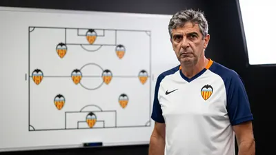 El Valencia sigue sin poder contar con Largie Ramazani, un delantero belga que ha sido objeto de interés del club durante...