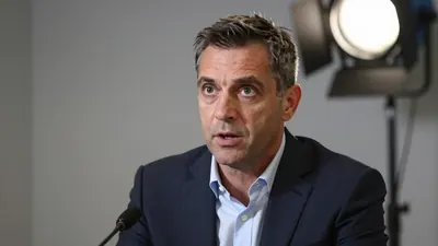Valencia CF sporting CEO Ron Gourlay insists the club has made 'the right decisions' and backs coach Corberán, amid a...