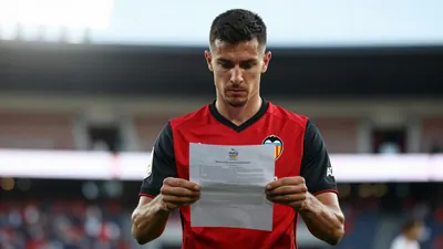 Levante, el club valenciano, enfrenta problemas financieros que podrían forzar la salida de Carlos Espi